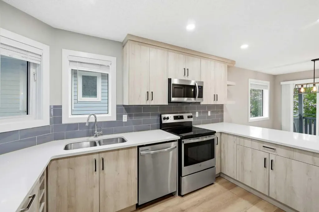 115 Coverdale Way NE Calgary AB T3K 4J5