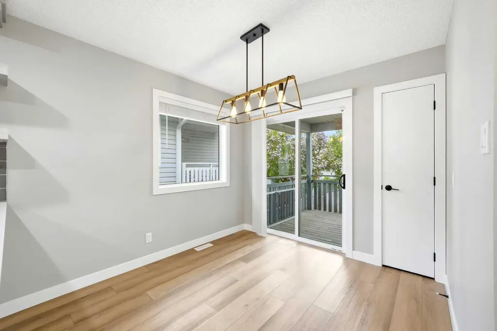 115 Coverdale Way NE Calgary AB T3K 4J5