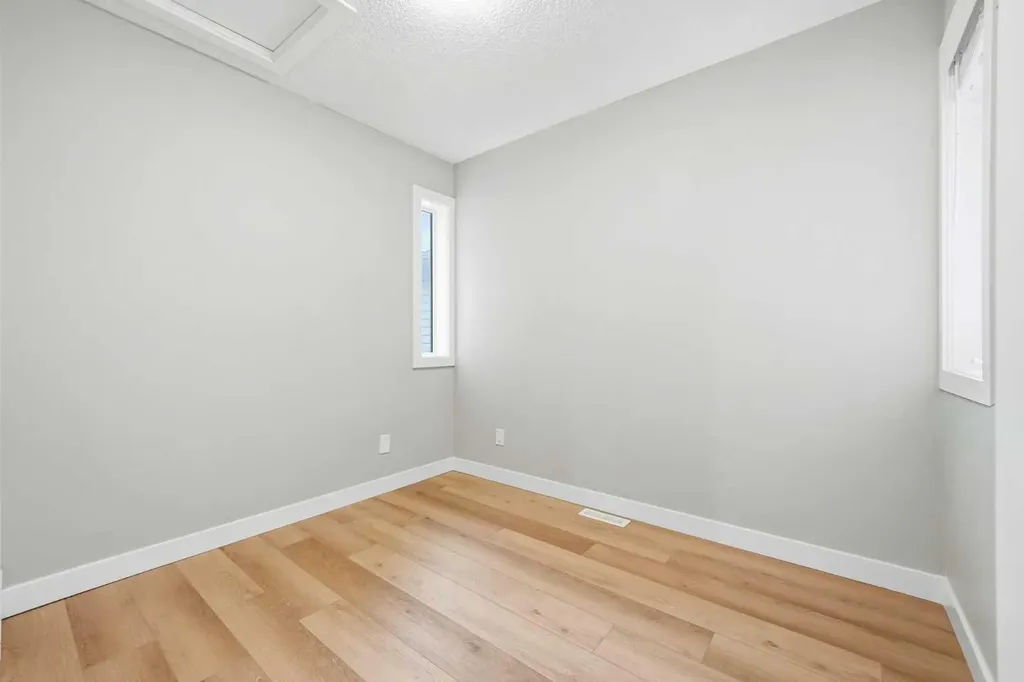 115 Coverdale Way NE Calgary AB T3K 4J5
