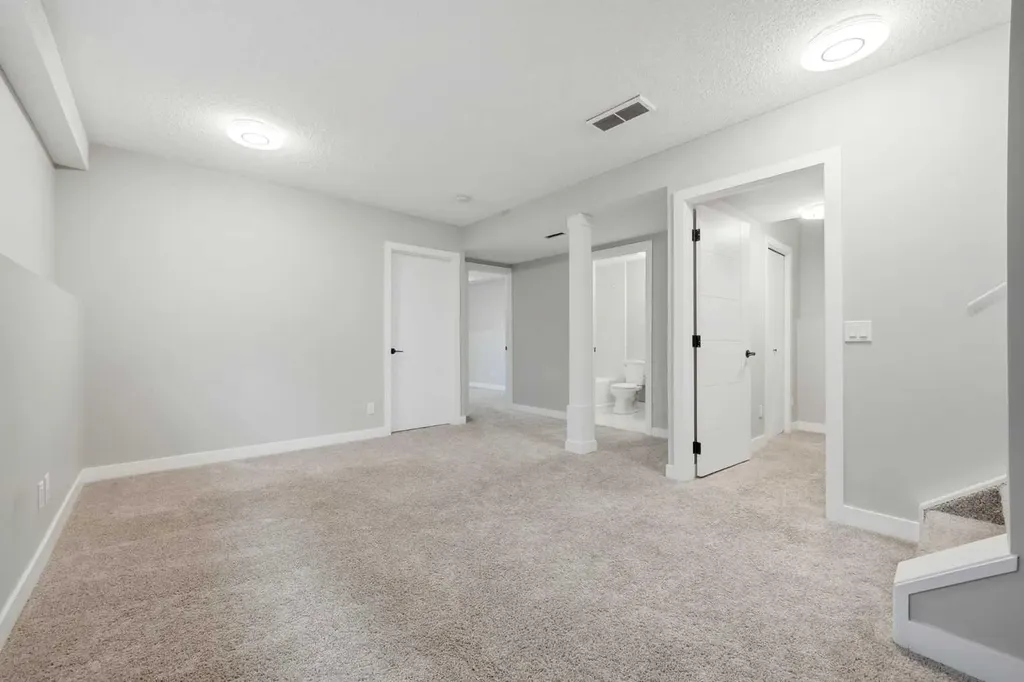 115 Coverdale Way NE Calgary AB T3K 4J5