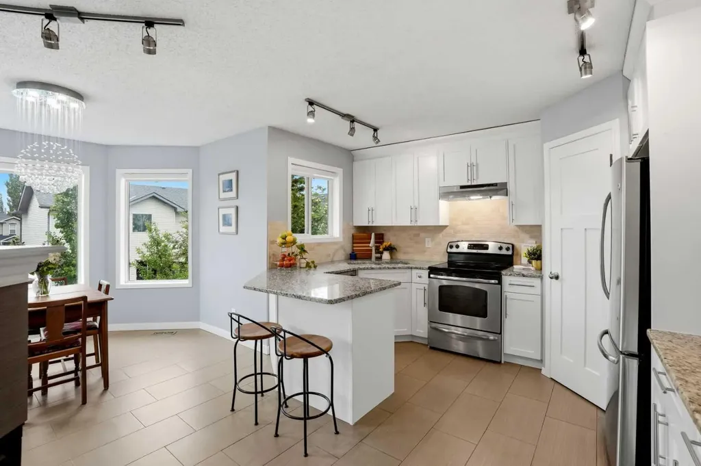 390 Douglas Ridge Circle SE Calgary AB T2Z 3H6
