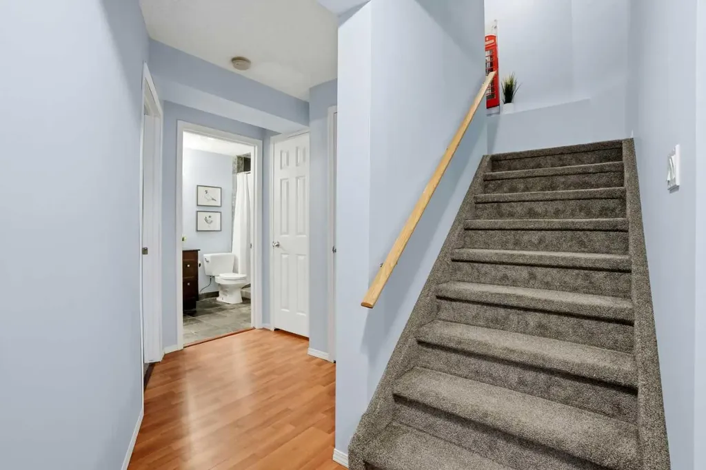 390 Douglas Ridge Circle SE Calgary AB T2Z 3H6