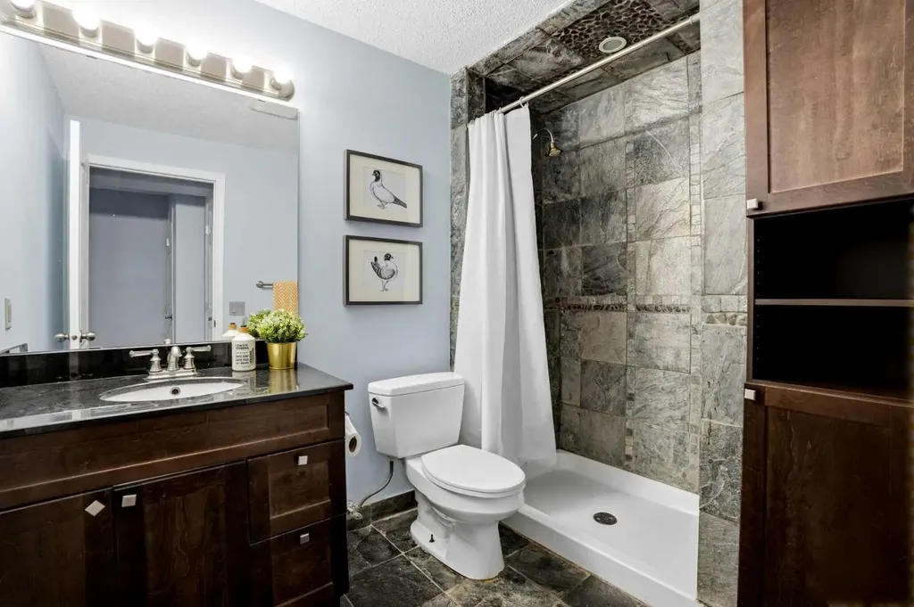 390 Douglas Ridge Circle SE Calgary AB T2Z 3H6