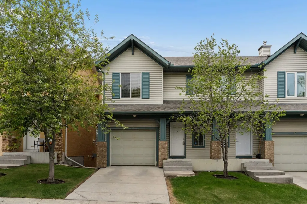 25 Hidden Creek Rise NW Calgary AB T3A6L3