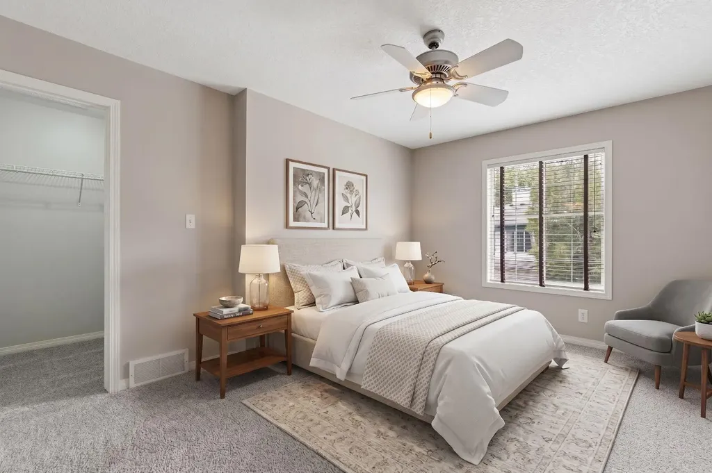 25 Hidden Creek Rise NW Calgary AB T3A6L3