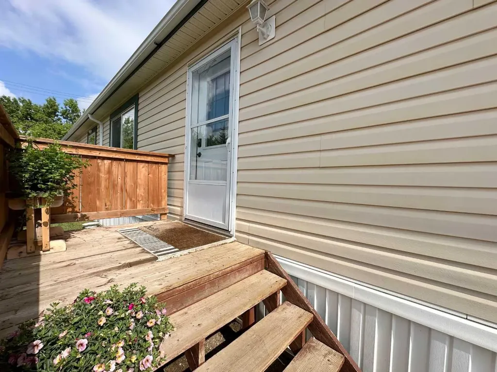 4603 50 Street Vermilion AB T9X 1Y4
