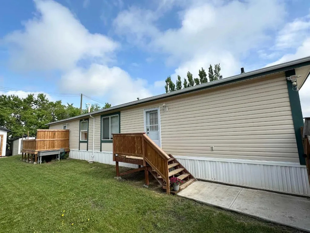 4603 50 Street Vermilion AB T9X 1Y4