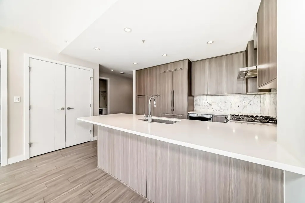 930 16 Avenue SW Calgary AB T2R 1C2