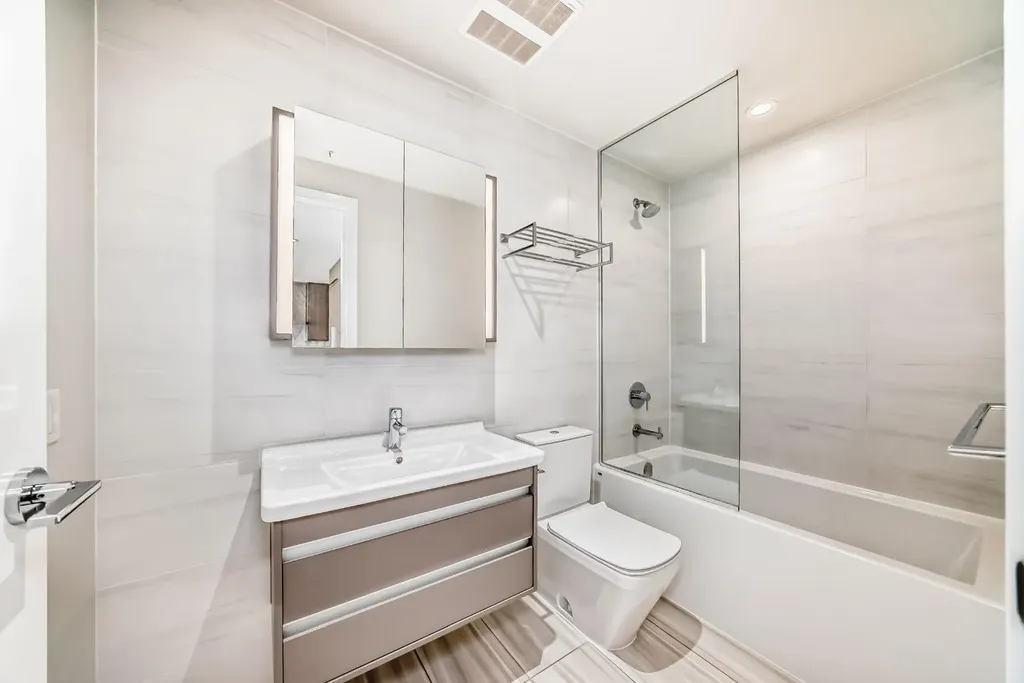 930 16 Avenue SW Calgary AB T2R 1C2