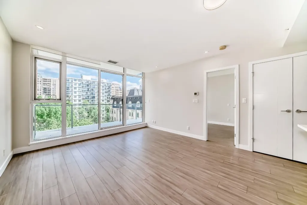 930 16 Avenue SW Calgary AB T2R 1C2