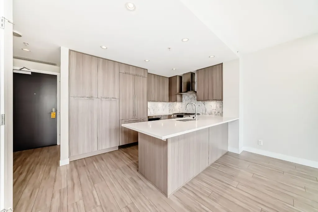 930 16 Avenue SW Calgary AB T2R 1C2