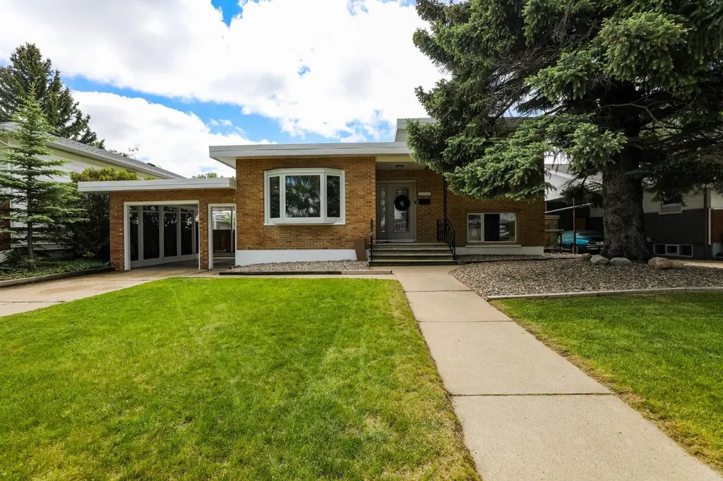 2210 9 Avenue S Lethbridge AB T1J 1X3