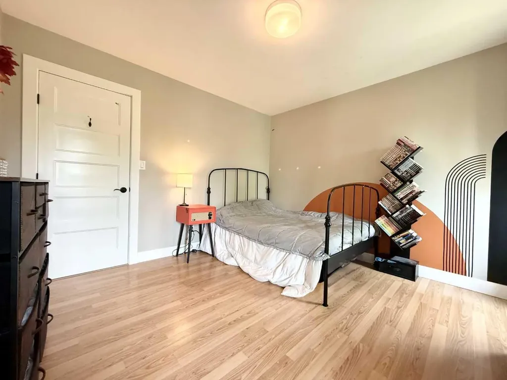 5144 53 Street Irma AB T0B 2H0