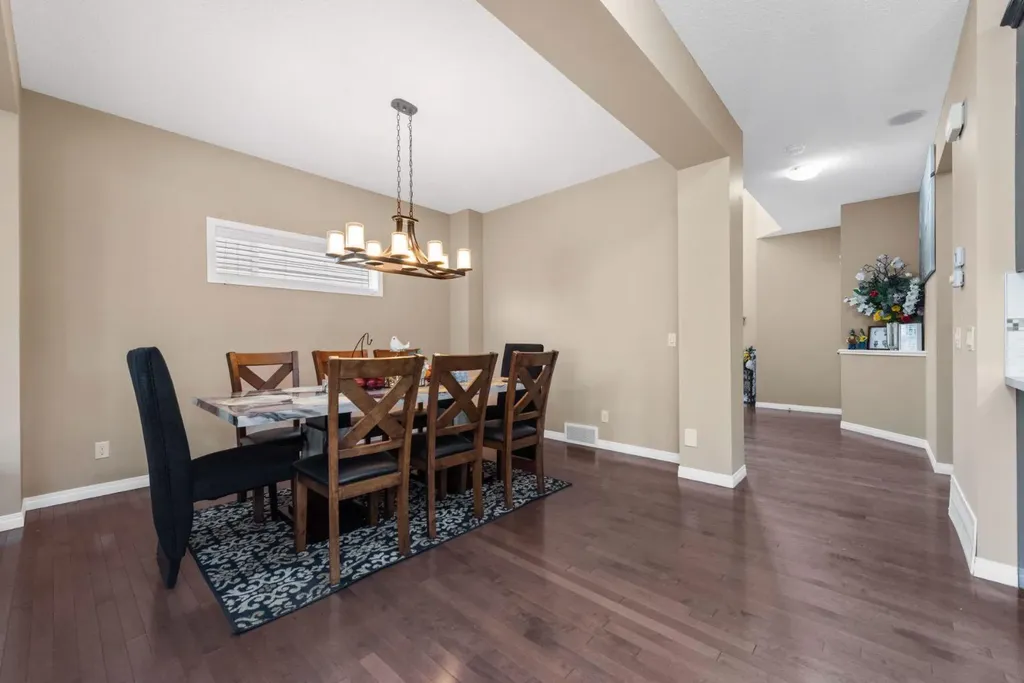 203 Morningside Circle SW Airdrie AB T4B 0L7