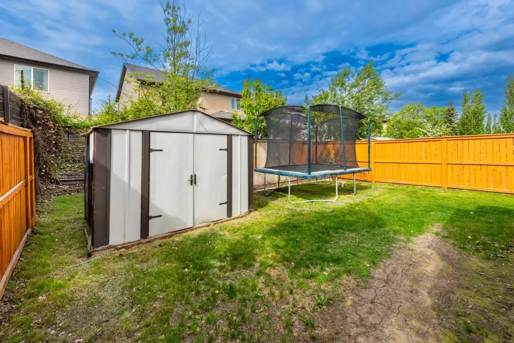 203 Morningside Circle SW Airdrie AB T4B 0L7