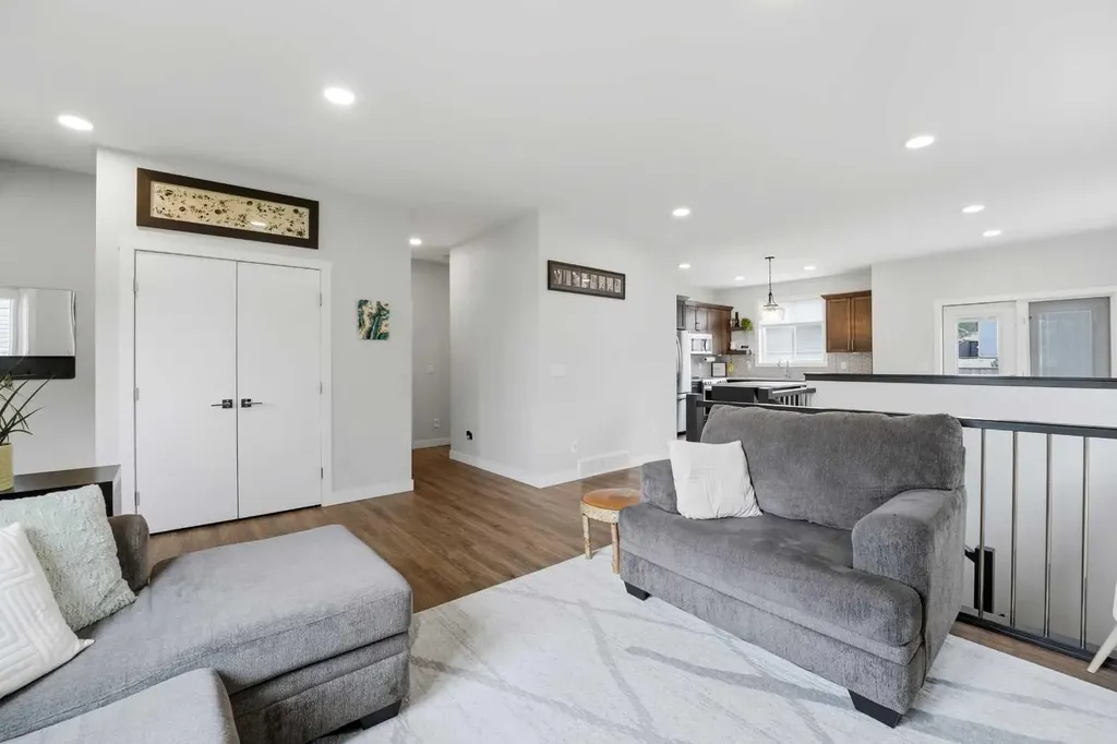 77 Murphy Close Blackfalds AB T4M 0H5