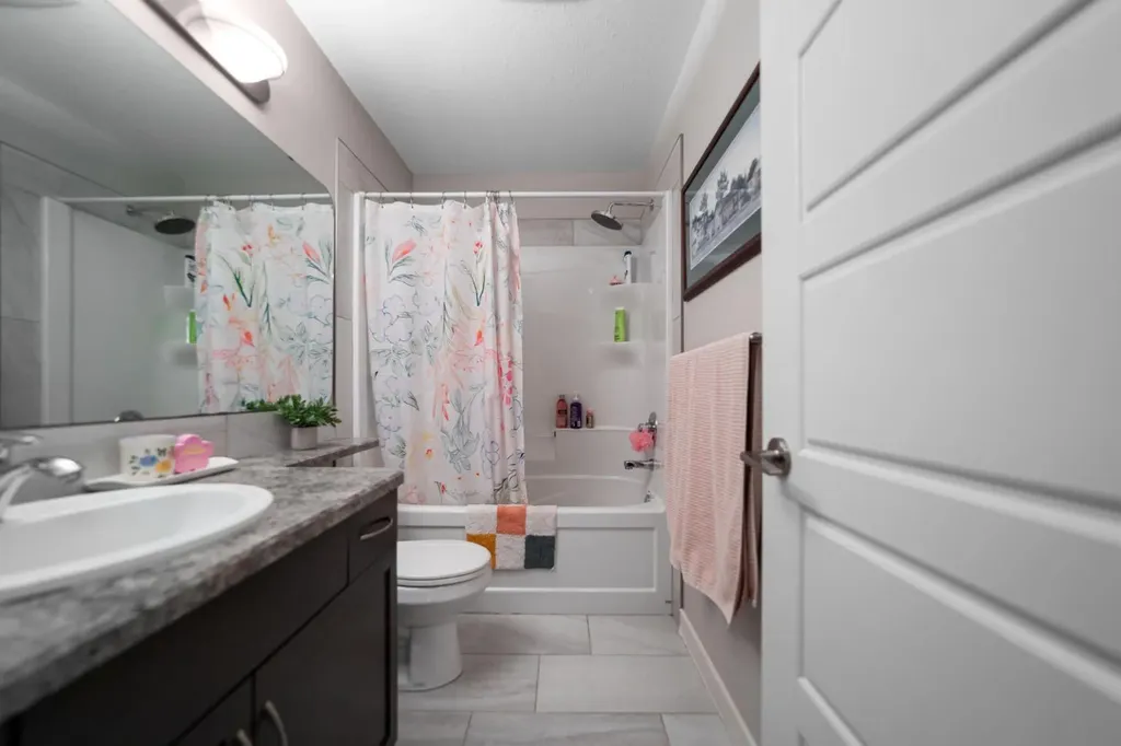 3419 51 Street Camrose AB T4V 5J2
