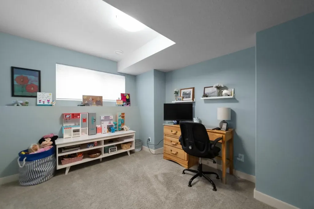 3419 51 Street Camrose AB T4V 5J2