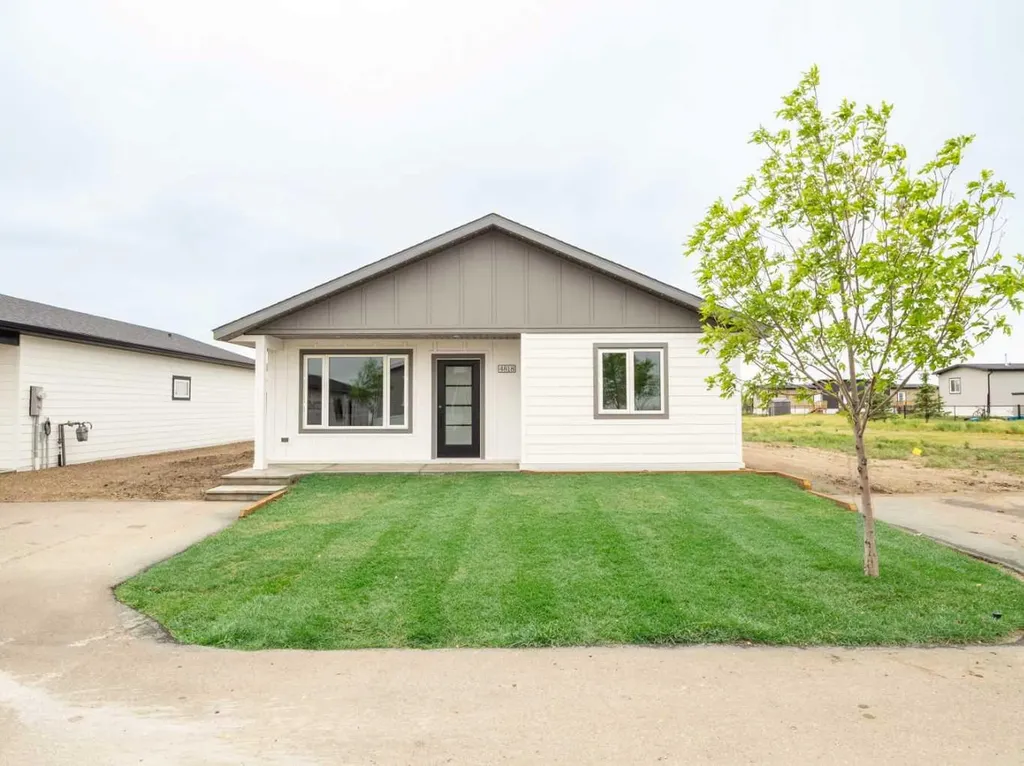 4818 72 Avenue Taber AB T1G 0G7