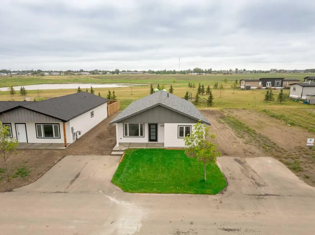 4818 72 Avenue Taber AB T1G 0G7