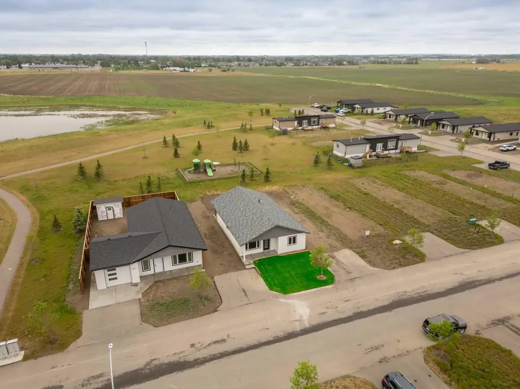 4818 72 Avenue Taber AB T1G 0G7