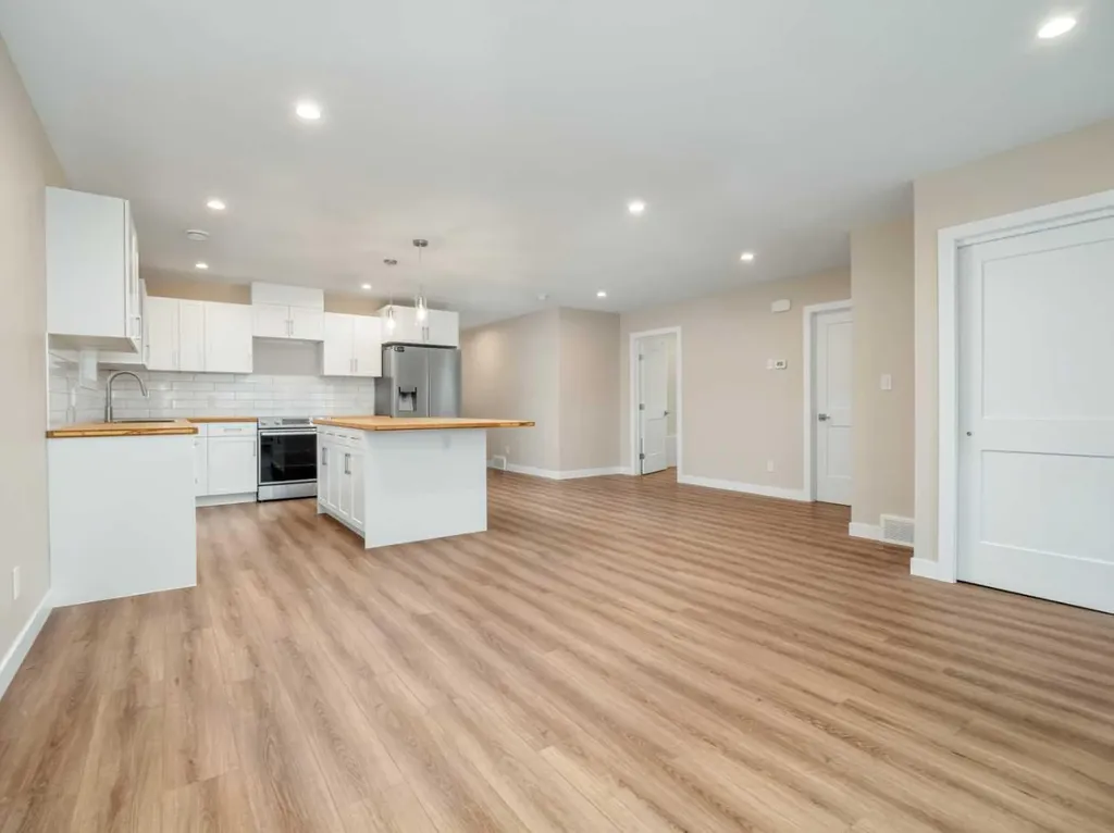 4818 72 Avenue Taber AB T1G 0G7