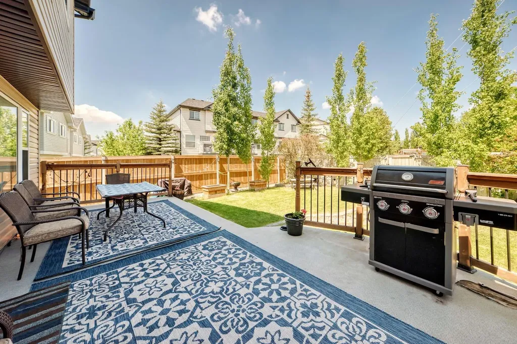 11961 Coventry Hills Way NE Calgary AB T3K 6J4