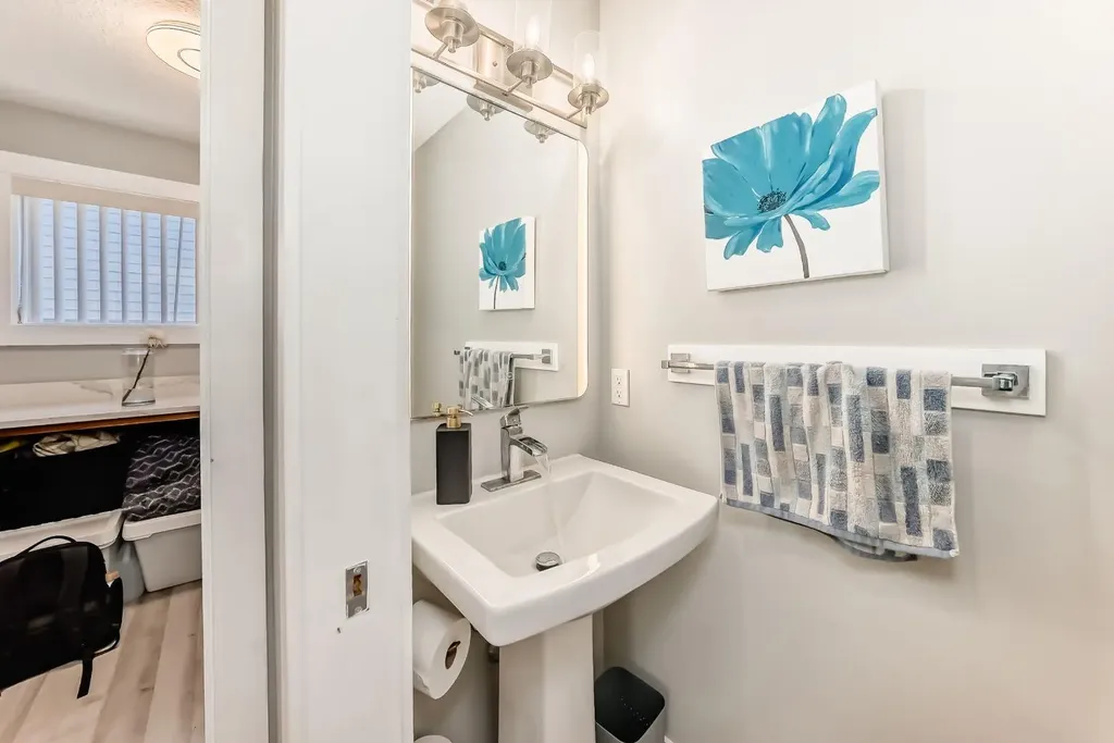11961 Coventry Hills Way NE Calgary AB T3K 6J4