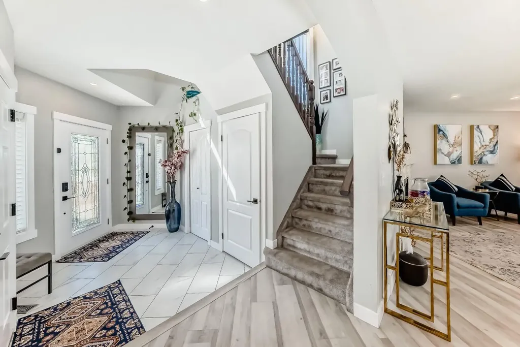 11961 Coventry Hills Way NE Calgary AB T3K 6J4