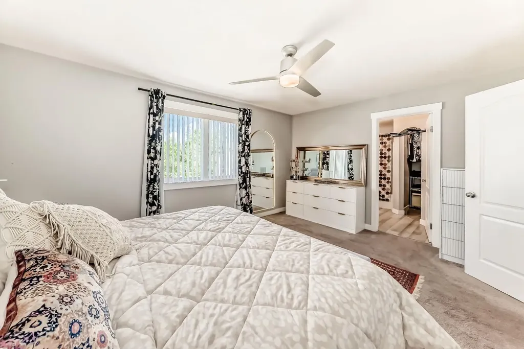 11961 Coventry Hills Way NE Calgary AB T3K 6J4