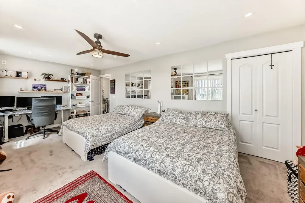 11961 Coventry Hills Way NE Calgary AB T3K 6J4