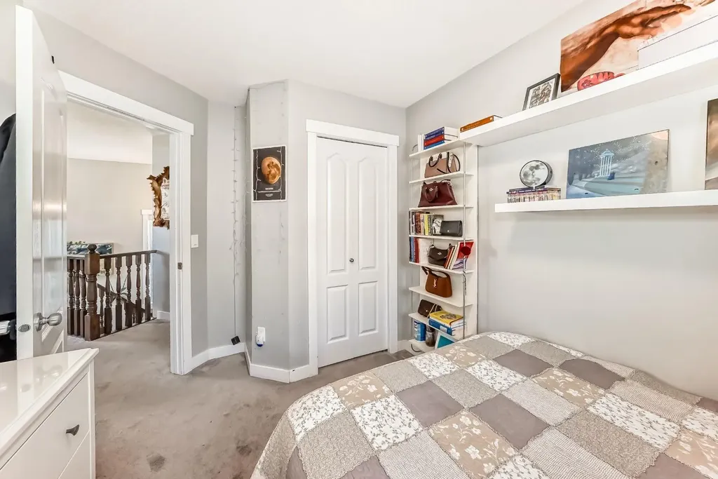 11961 Coventry Hills Way NE Calgary AB T3K 6J4
