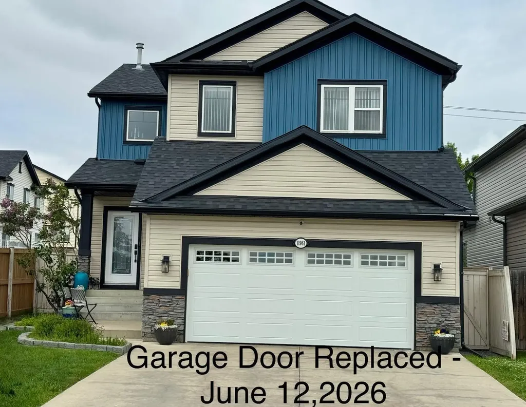 11961 Coventry Hills Way NE Calgary AB T3K 6J4