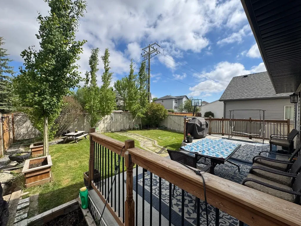 11961 Coventry Hills Way NE Calgary AB T3K 6J4