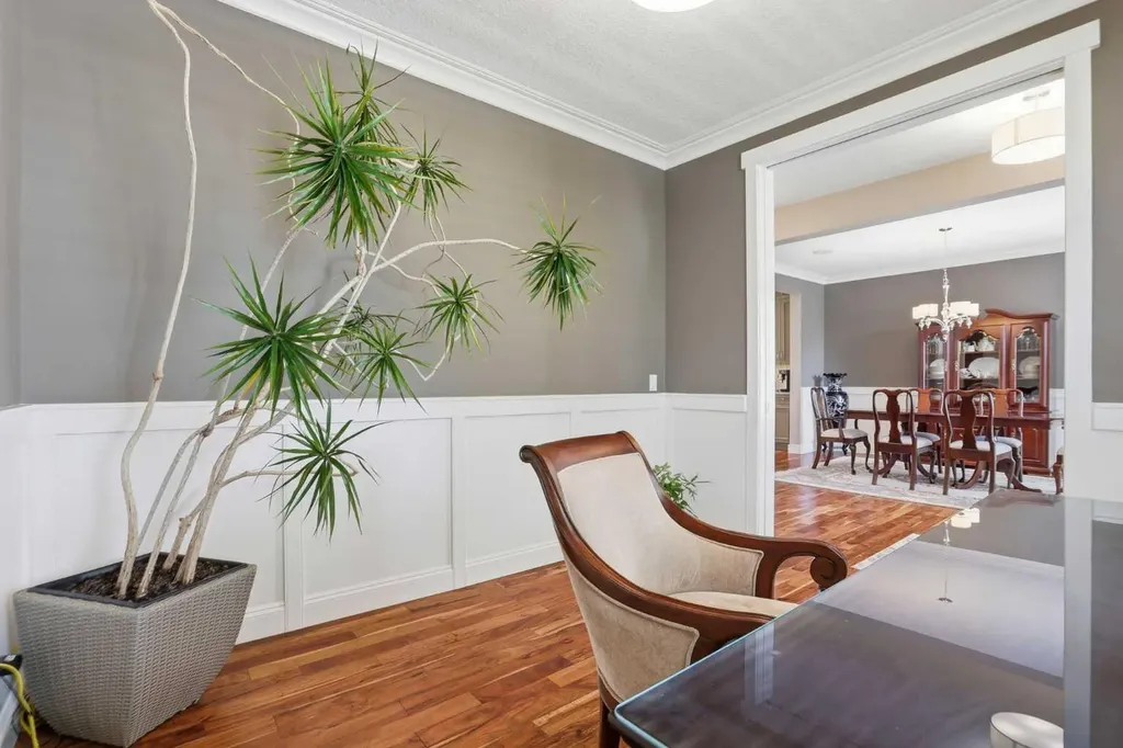 120 Fortress Bay SW Calgary AB T3H 0T3
