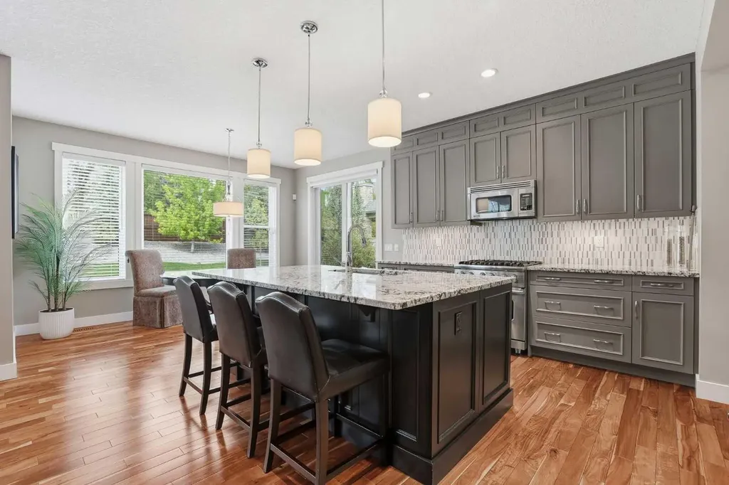 120 Fortress Bay SW Calgary AB T3H 0T3
