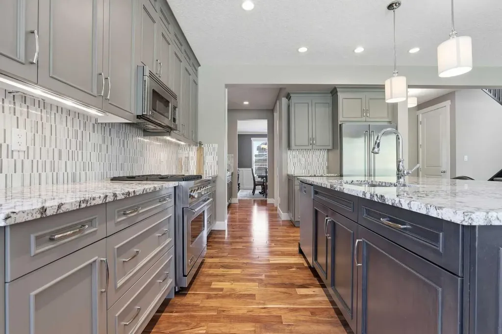 120 Fortress Bay SW Calgary AB T3H 0T3
