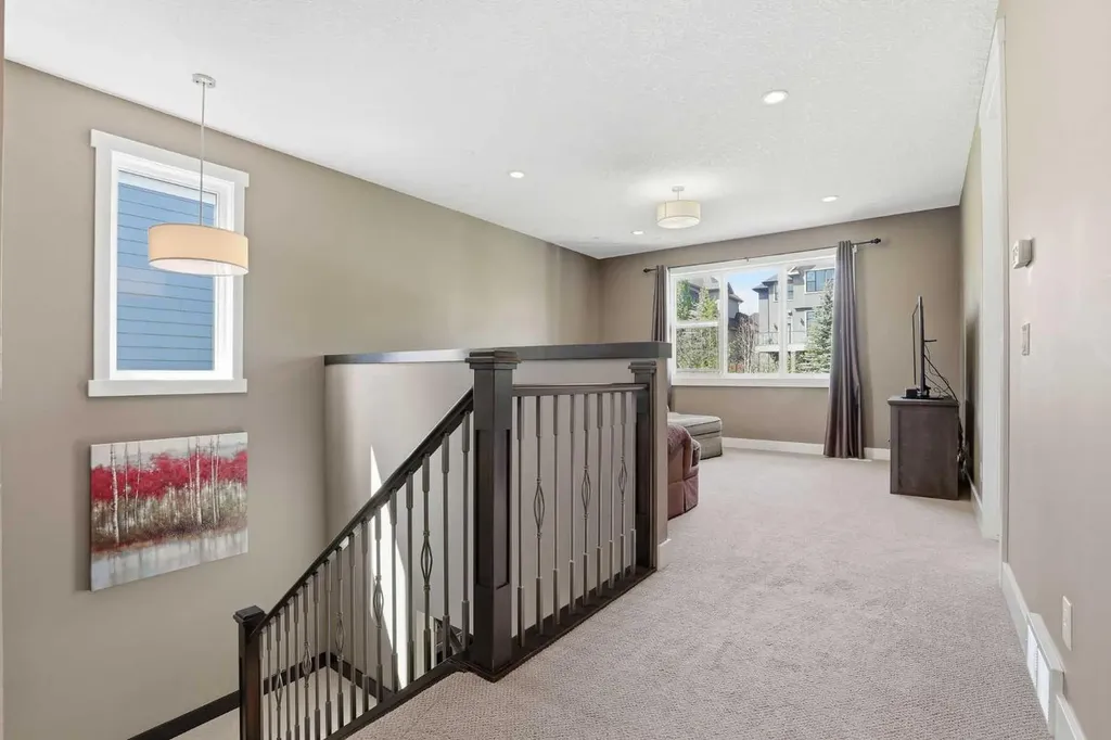 120 Fortress Bay SW Calgary AB T3H 0T3