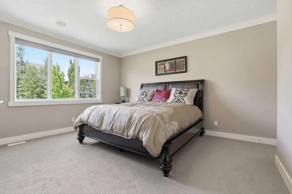 120 Fortress Bay SW Calgary AB T3H 0T3