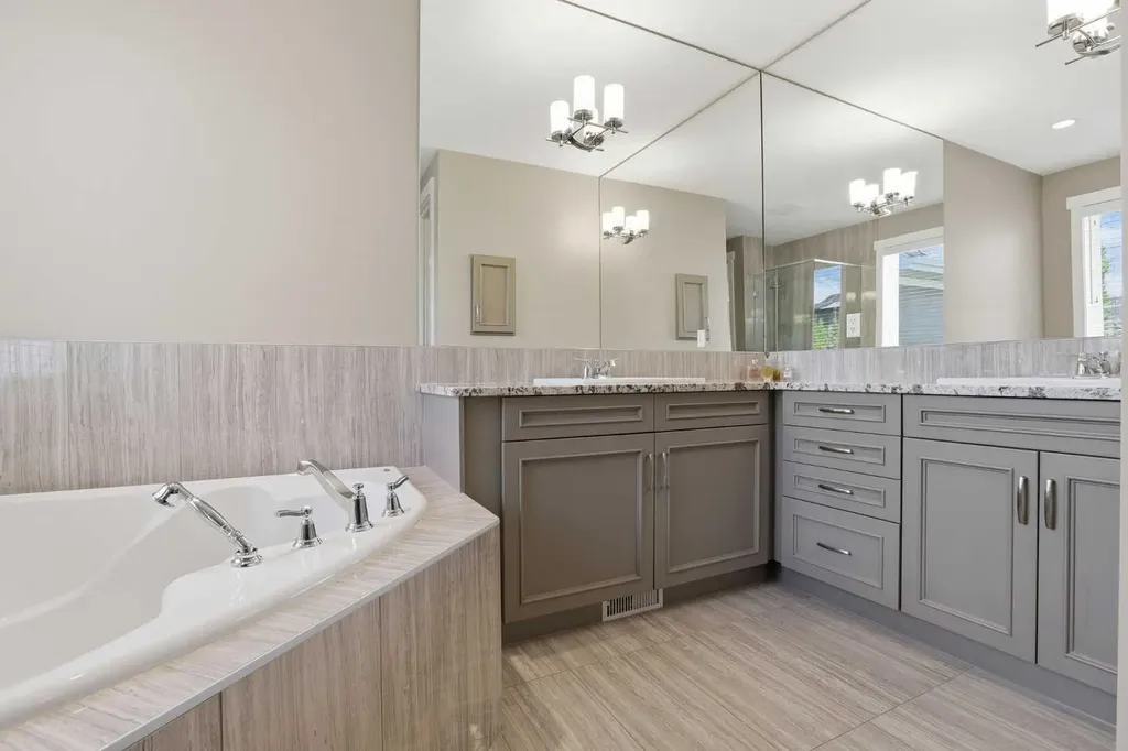120 Fortress Bay SW Calgary AB T3H 0T3
