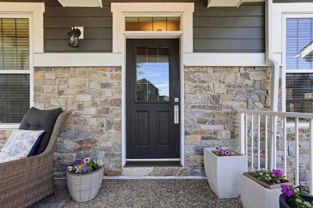 120 Fortress Bay SW Calgary AB T3H 0T3