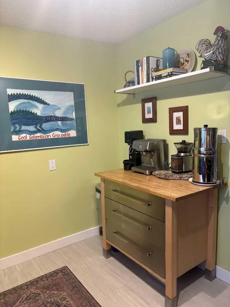 217 26 Avenue NE Calgary AB T2E 1Z1