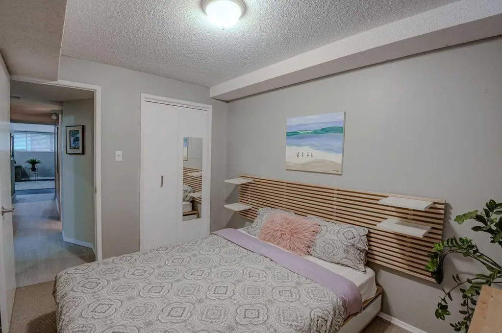 217 26 Avenue NE Calgary AB T2E 1Z1