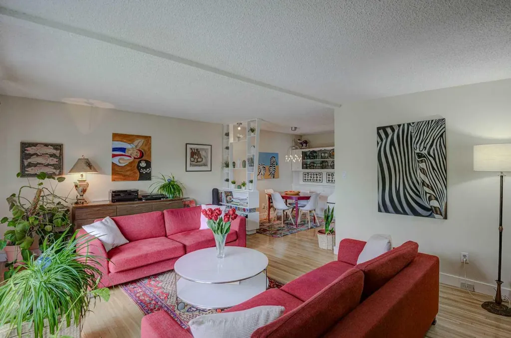 217 26 Avenue NE Calgary AB T2E 1Z1