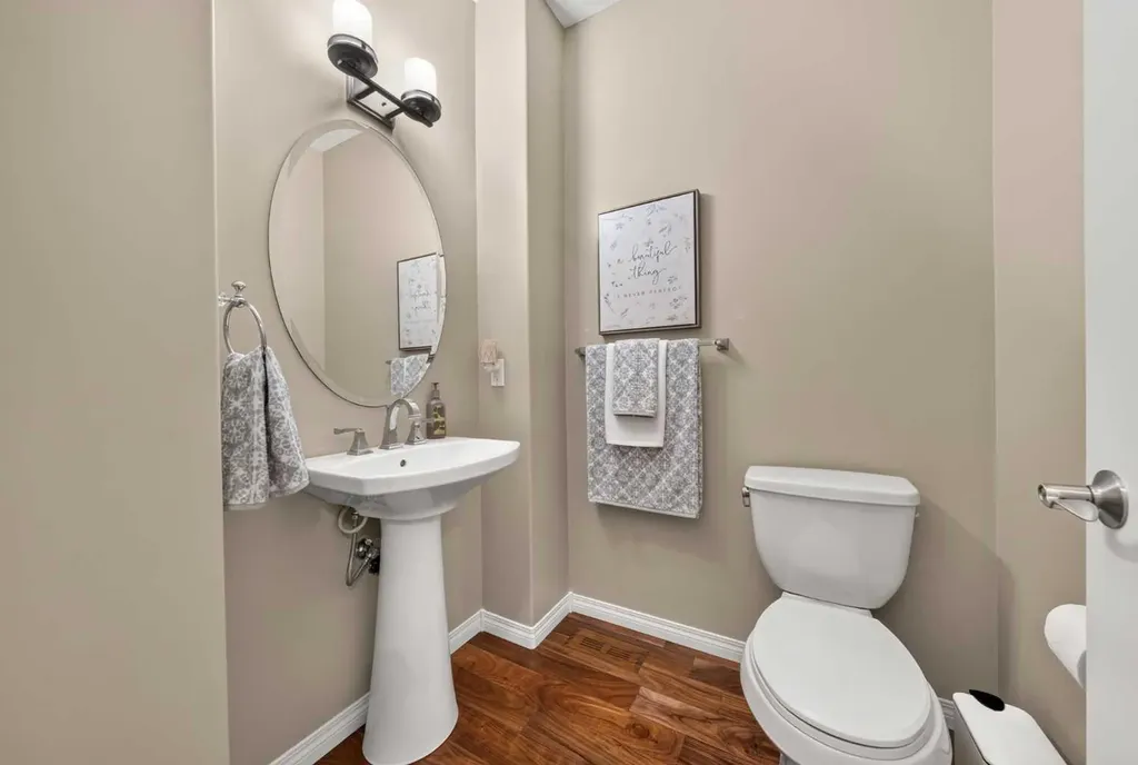 98 Auburn Sound Manor SE Calgary AB T3M 0R6