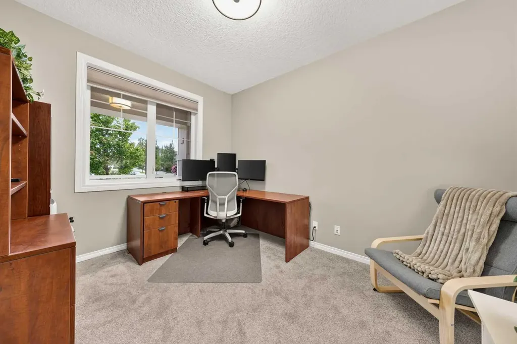 98 Auburn Sound Manor SE Calgary AB T3M 0R6