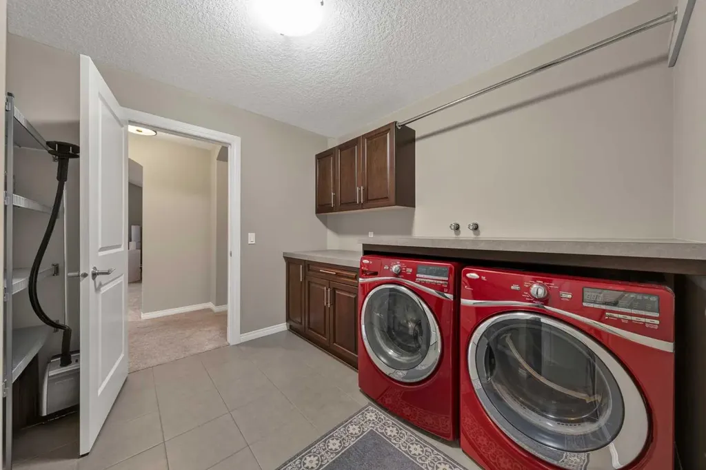 98 Auburn Sound Manor SE Calgary AB T3M 0R6