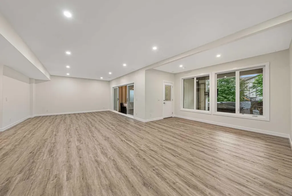 98 Auburn Sound Manor SE Calgary AB T3M 0R6