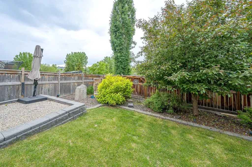 98 Auburn Sound Manor SE Calgary AB T3M 0R6