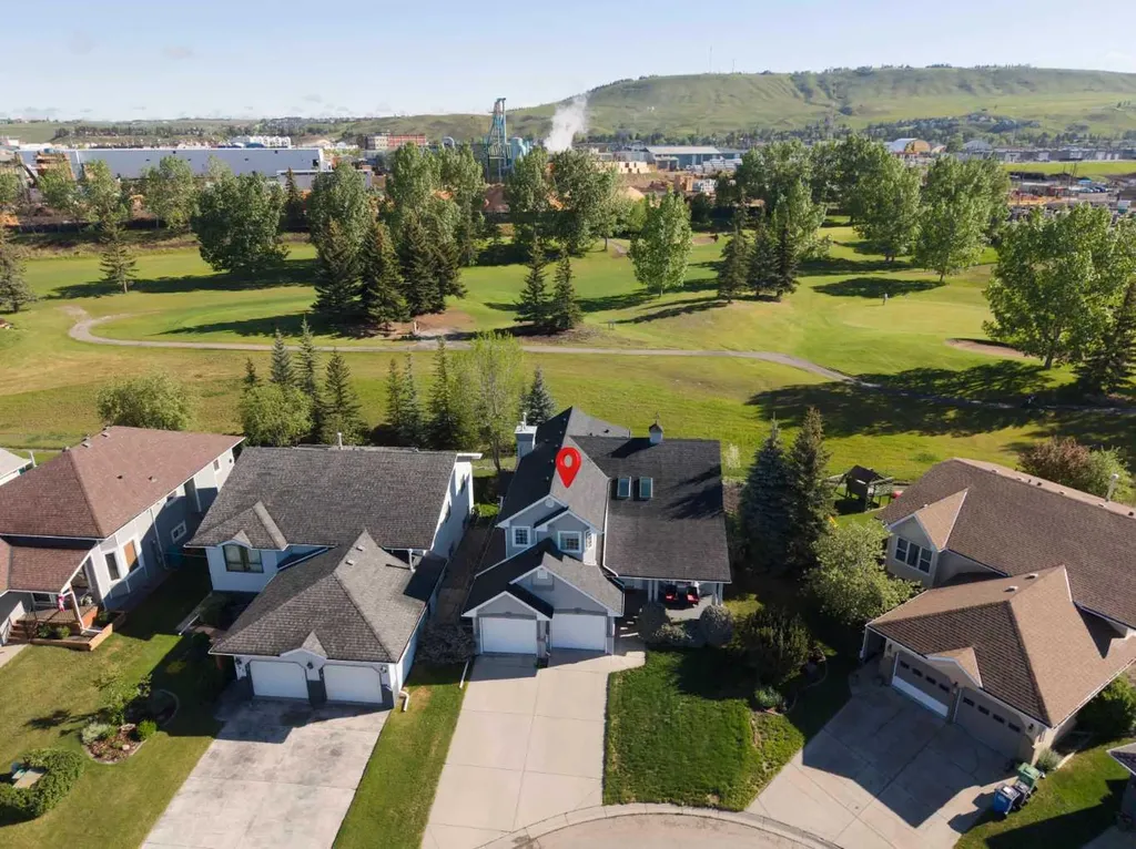 37 Riverview Close Cochrane AB T4C 1K7